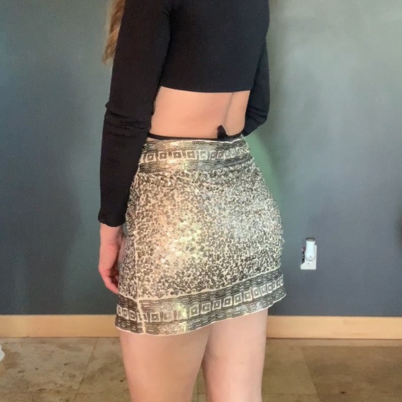 Express embellished mini skirt size s - Picture 3 of 6